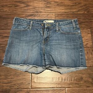 Levi jean shorts